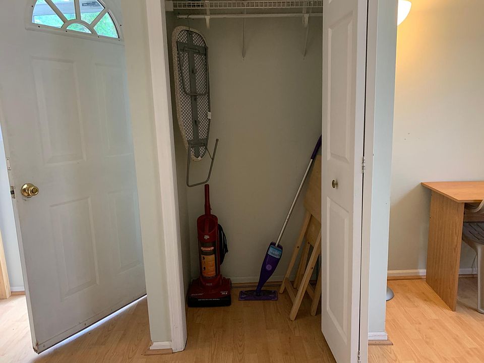 2nd image of 22 Ciliotta Ln