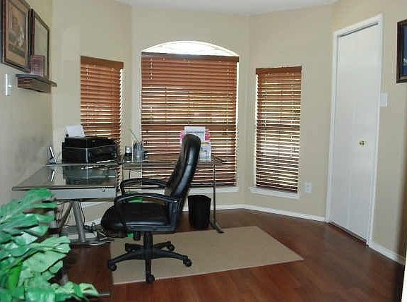 5th image of 6405 Jersey Ln