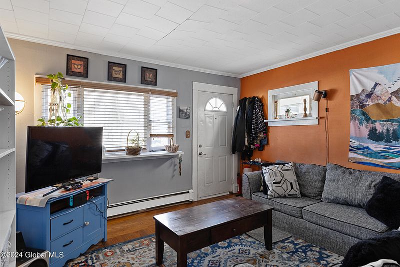3rd image of 128 Johnston Avenue