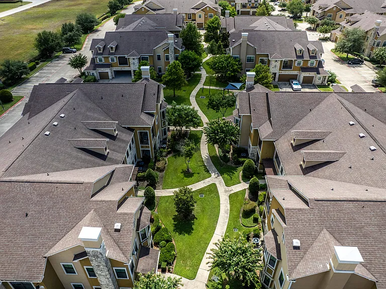 Avenues at Tuscan Lakes — Photo 50