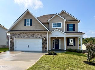 8906 Queensdale Ln, Knoxville, TN 37924
