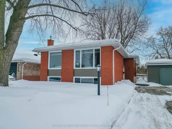 5 Knox Ct, North Bay, ON P1A 2P6