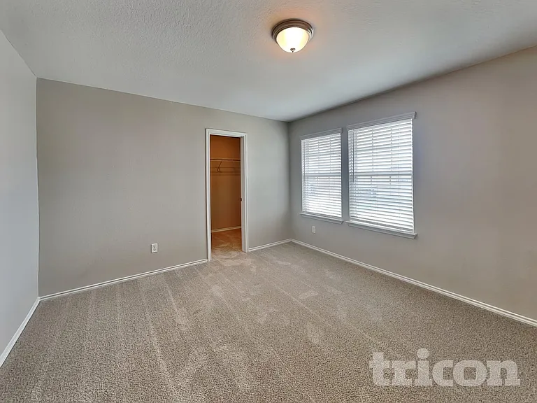10355 Dunlap — Photo 13