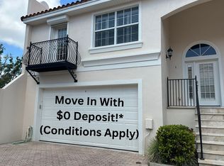 100 Ricardo Way NE APT 1, Saint Petersburg, FL 33704