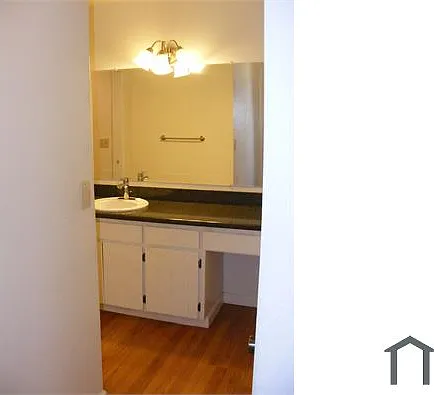 185 Union Ave — Photo 17