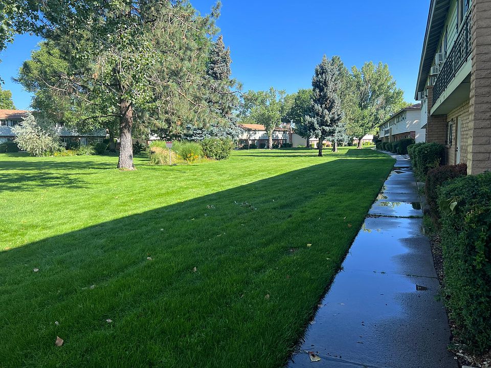 2nd image of 458 Smithridge Dr