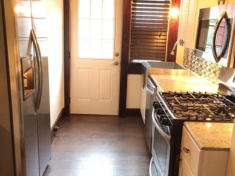 848 Elk St #2 — Photo 4