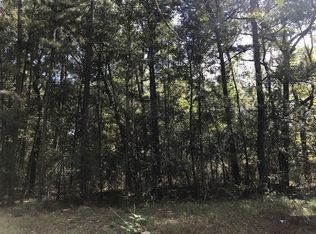 101 Pecan Ln, Oakhurst, TX 77359