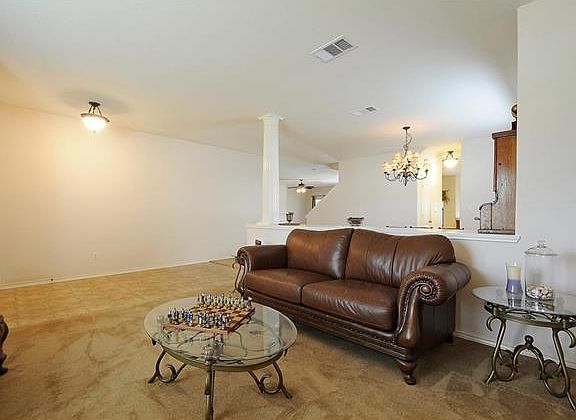 4th image of 405 Wildwood Dr