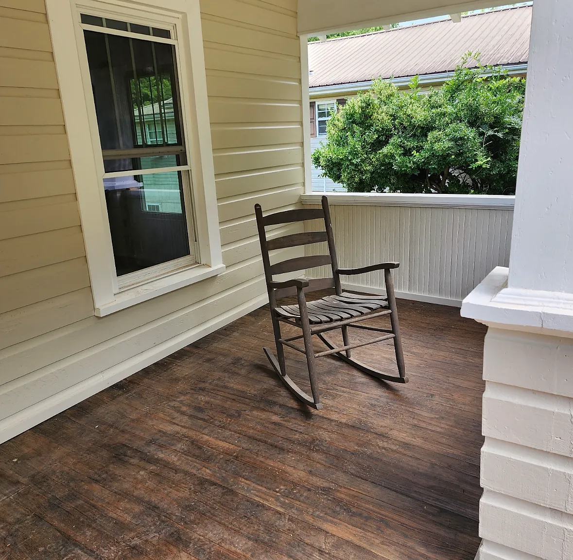 2 bed, 720 sqft, $1,600 — Photo 2