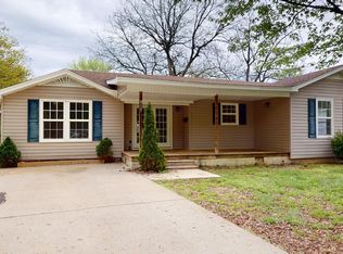 917 E Washington St, Athens, AL 35611