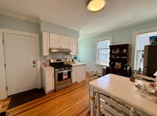 17 Amy St FLOOR 1, Providence, RI 02906