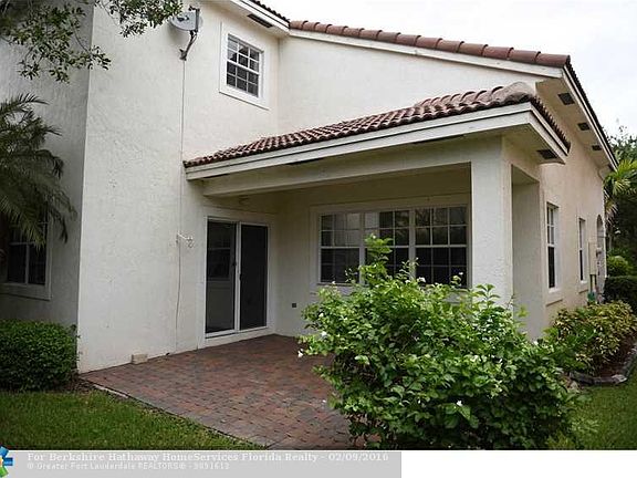 2nd image of 946 NW 126th Ave