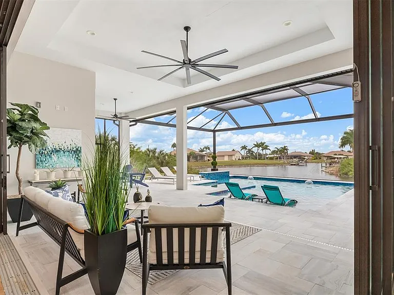 9474 Melody Cir — Photo 39