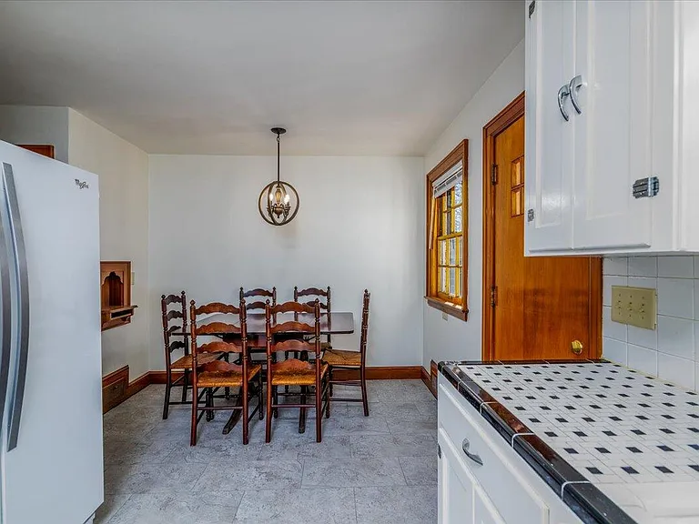 2510 Tillett Rd SW — Photo 10