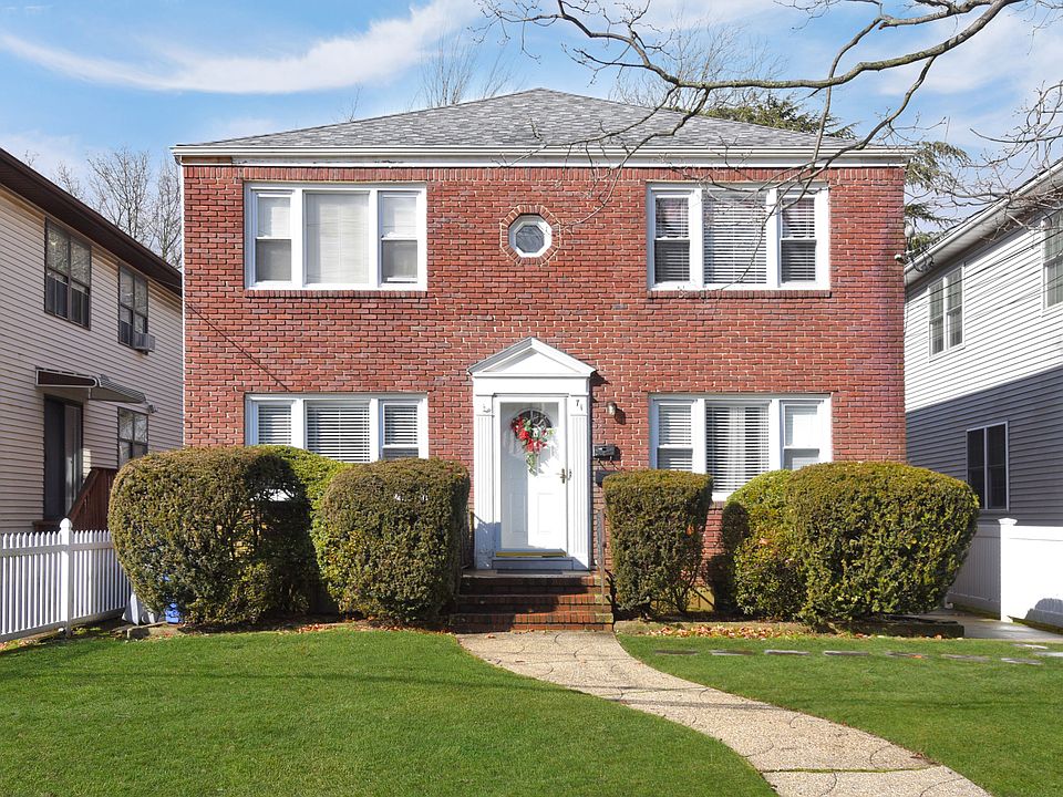 1st image of 71 Evergreen Ave