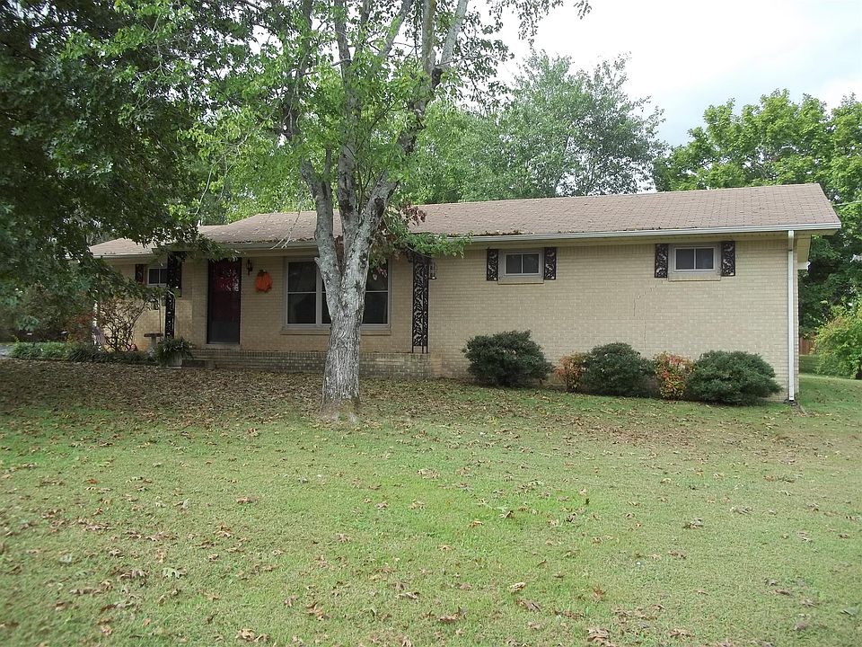 1st image of 1207 Stewart Dr