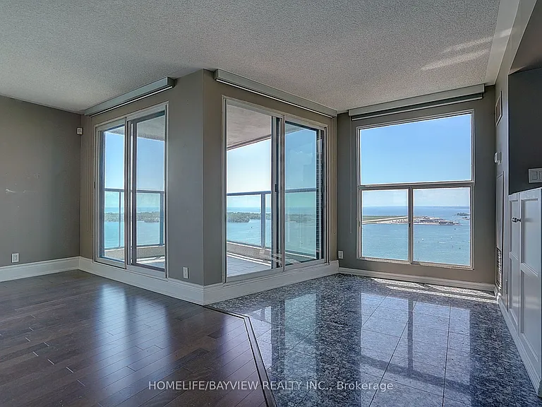 99 Harbour Sq #3108 — Photo 5