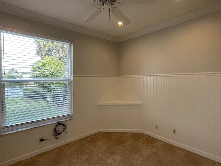 4857 Victoria Cir — Photo 40