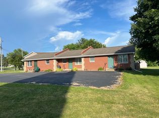 9824 W Knox St #B, Edwards, IL 61528