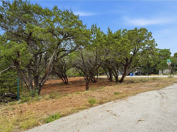 5th image of 799 Hillside Loop