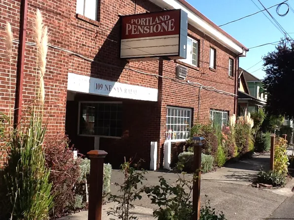 109 NE San Rafael St #37, Portland, OR 97212