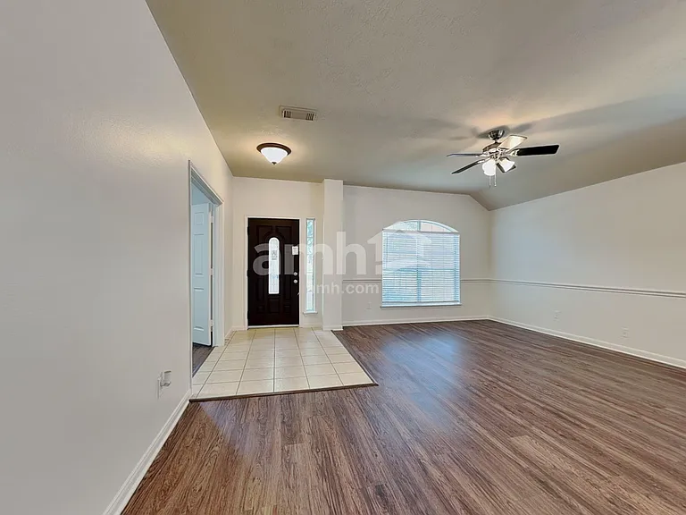 16518 Barker Ranch Ct — Photo 9
