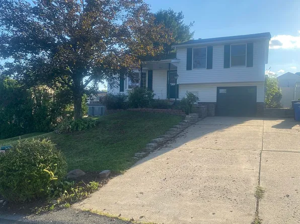764 Cedardale Dr, North Huntingdon, PA 15642