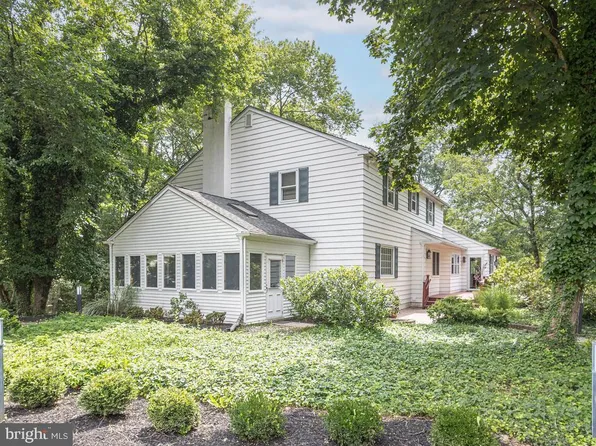 856 Gainsway Rd, Yardley, PA 19067