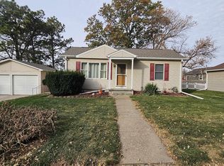 777 W Park Cir, Wahoo, NE 68066