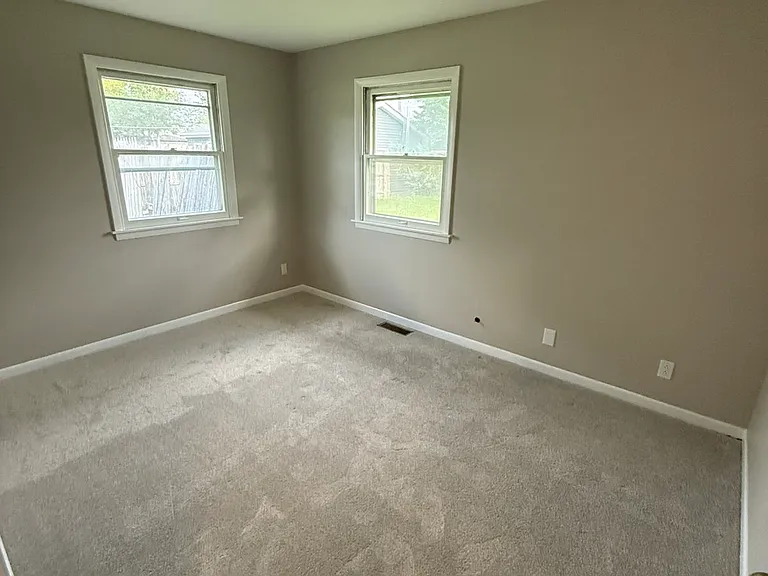 3002 Harris Dr — Photo 7