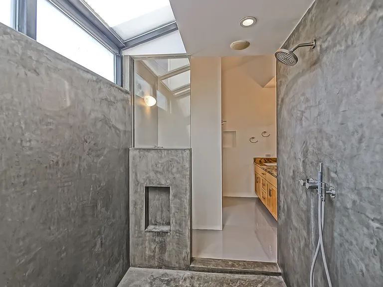 522 Grand Blvd — Photo 19