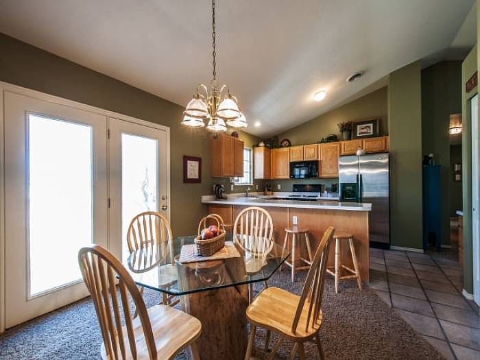 2nd image of 2418 W Bridle Oak Dr