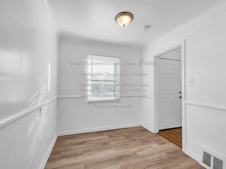 19467 Rutherford St — Photo 10