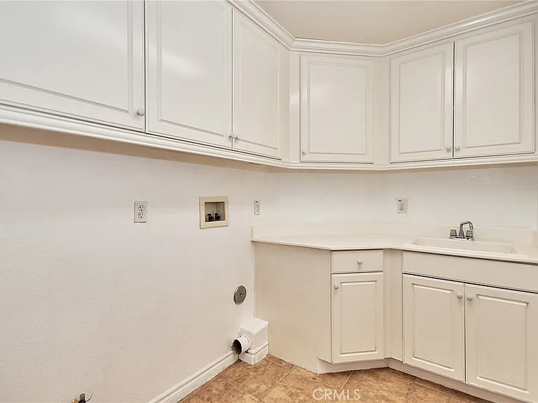 7238 San Carmela Ct — Photo 20