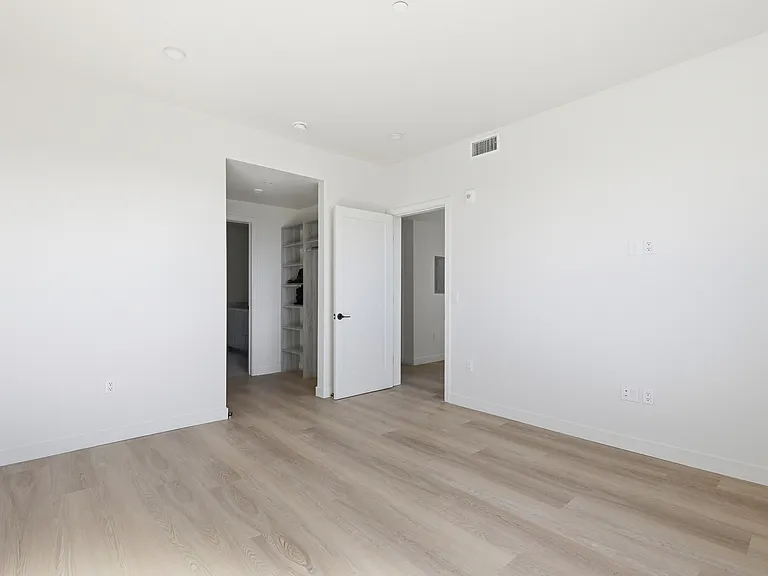 The Residences at Echo Park — Photo 37