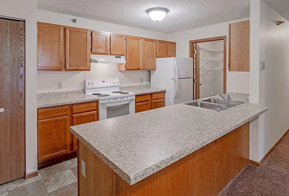 Maple Tree Villa Apartments