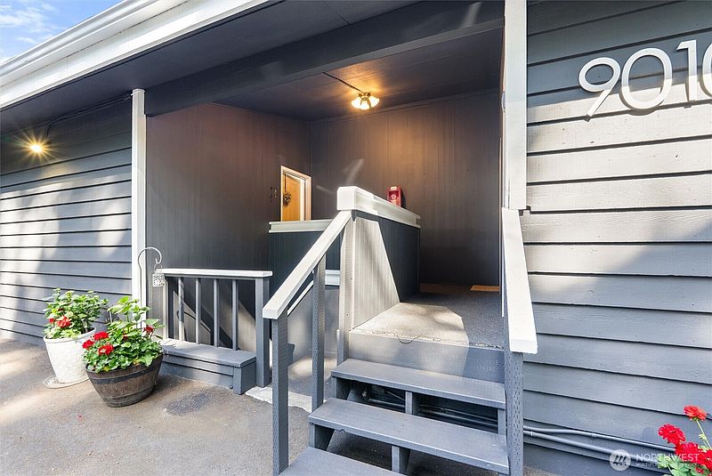 5th image of 9010 236th Street SW