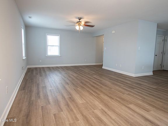 5th image of 1212 Bridges St