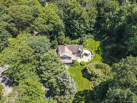 2nd image of 111 Stony Hollow Road