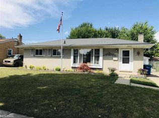 3135 Pearl Ave, Warren, MI 48091