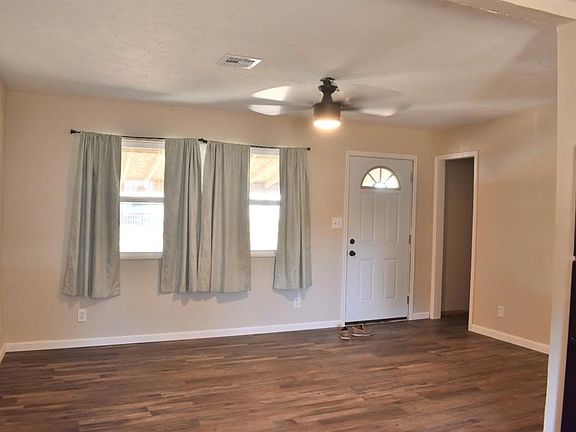 2nd image of 405 W Cafky St