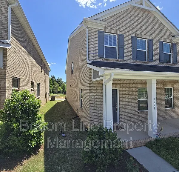 1221 Colgher St — Photo 51