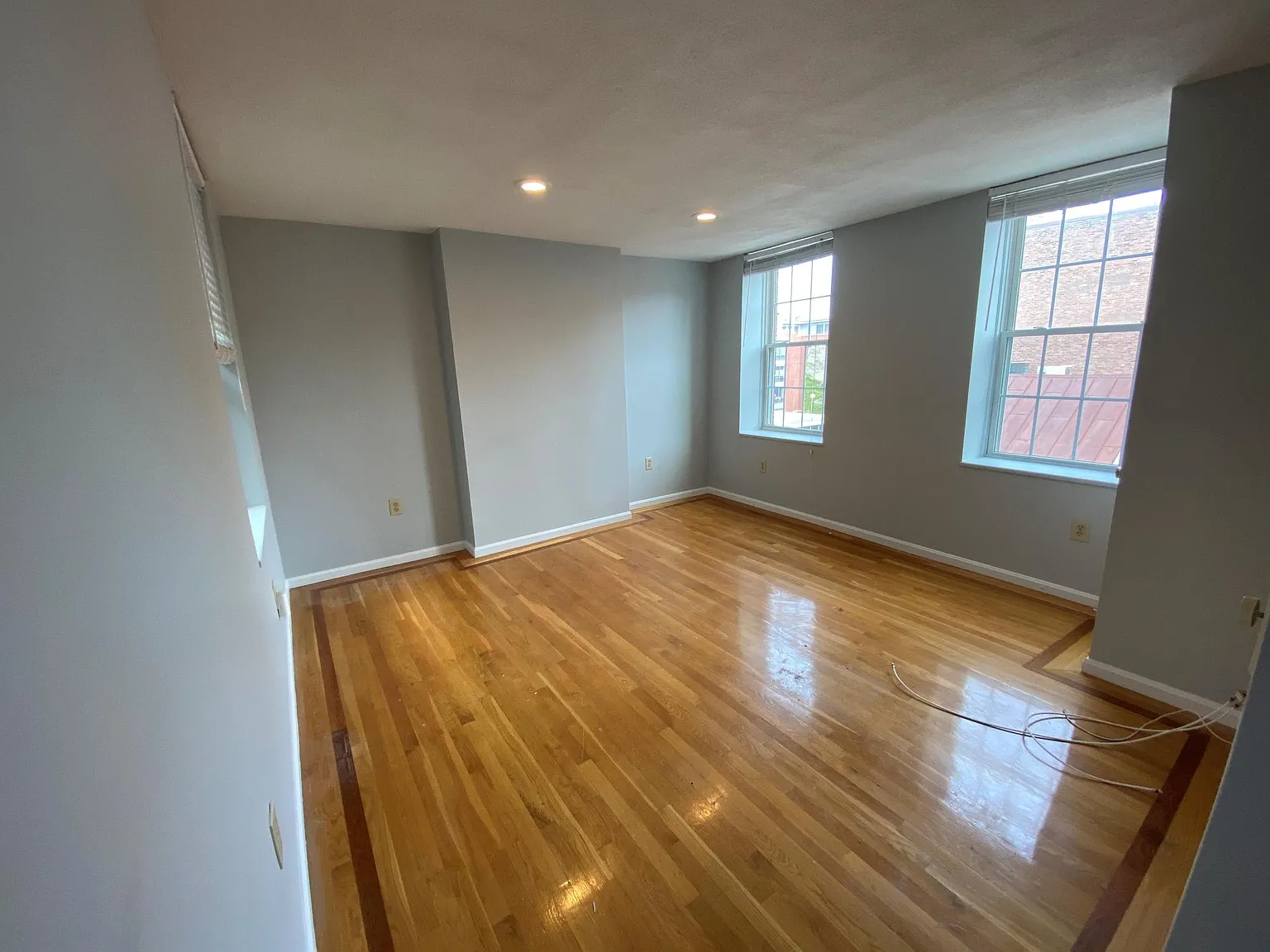 1 bed, 575 sqft, $3,200 — Photo 4