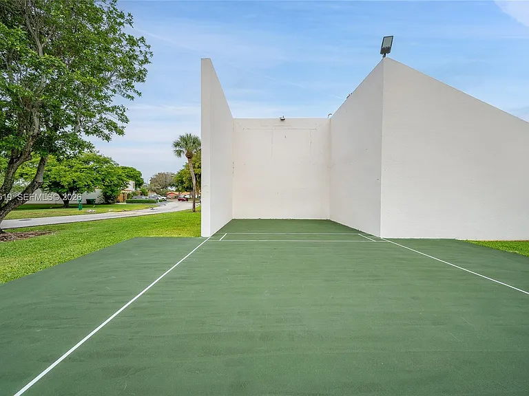 1220 SW 131st Place Cir W #1220 — Photo 28