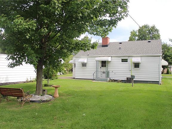 3rd image of 238 Oelkers St