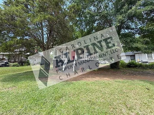 421 Carolina Ave — Photo 3