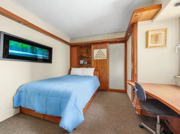 465 Park Avenue image 18 of 38