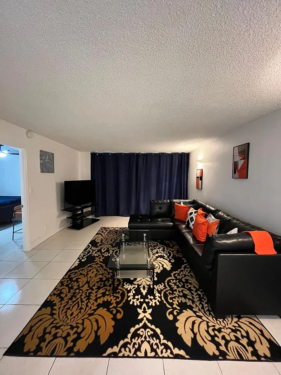 Building Photo - 7041 Environ Blvd #127