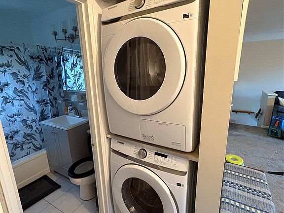3rd image of 226-01 Hillside Avenue #52